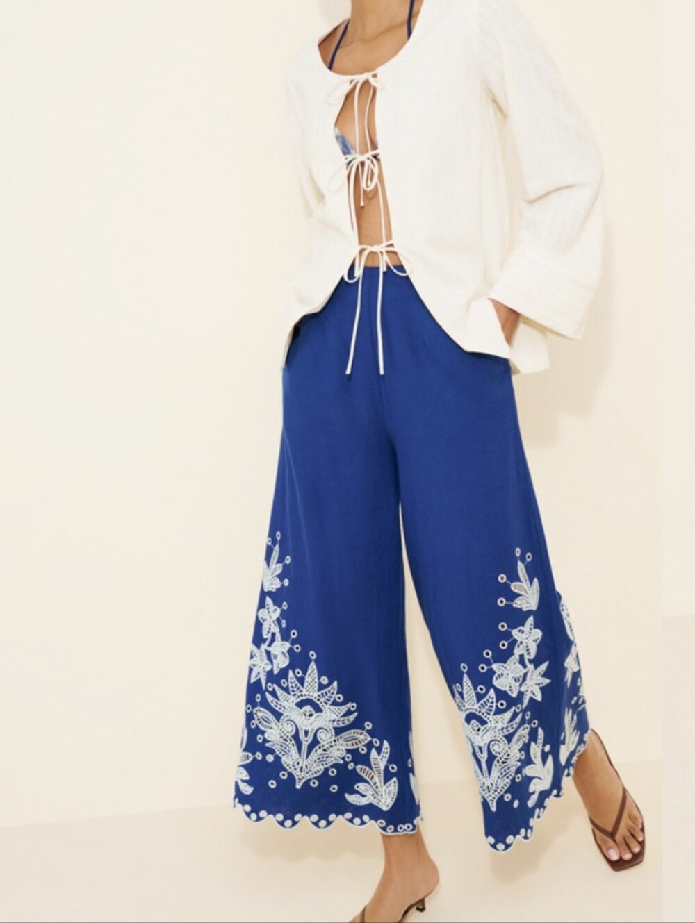 NWT ★ Farm Rio Embodiment Floral Pants / L